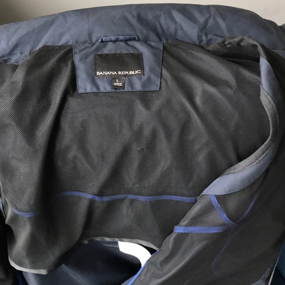 Men’s Banana Republic Navy Vest. NWOT - Picture 3 of 4